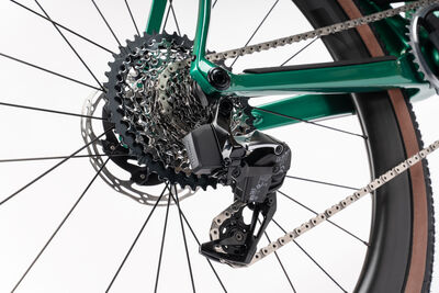 Colnago G4X 1x Carbon Gravel Complete Bike Shimano 822 1x12 Green, Code: Pigr click to zoom image