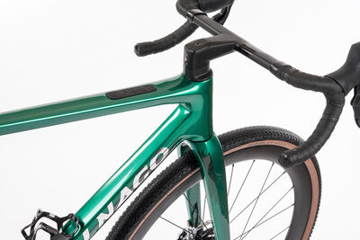 Colnago G4X 2x Carbon Gravel Complete Bike Shimano 820 2x12 Green, Code: Pigr click to zoom image