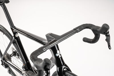 Colnago V4RS Disc 2024 Carbon Road Frameset Black Gloss, Code: Rvbo click to zoom image