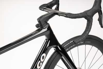 Colnago V4RS Disc 2024 Carbon Road Frameset Black Gloss, Code: Rvbo click to zoom image