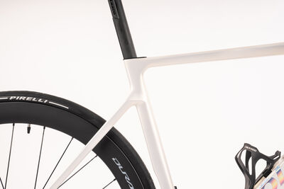 Colnago V4RS Disc 2024 Carbon Road Frameset White Pearl, Code: Rvwo click to zoom image