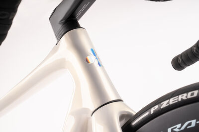 Colnago V4RS Disc 2024 Carbon Road Frameset White Pearl, Code: Rvwo click to zoom image